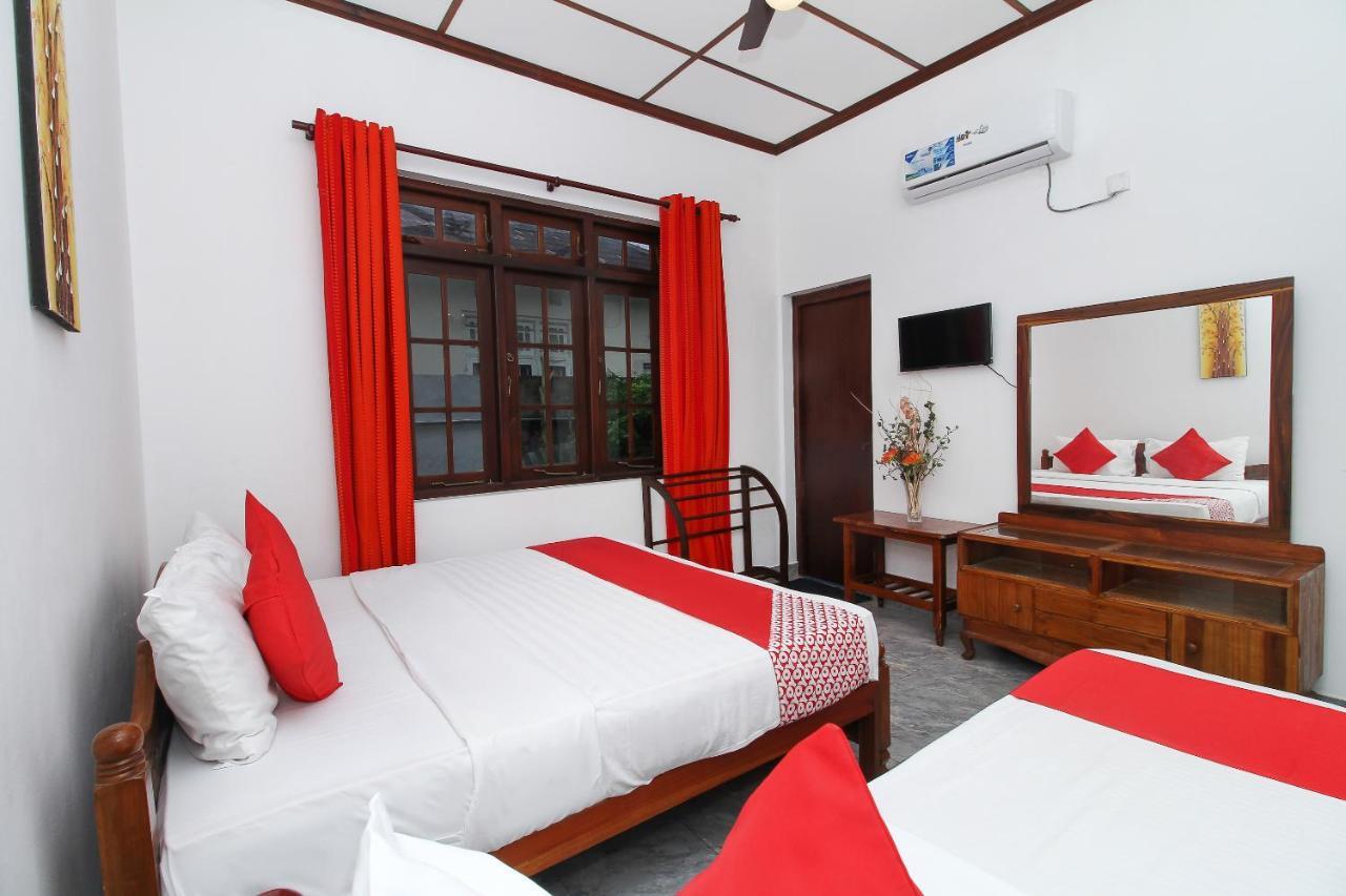 Leo'S Home Stay Dehiwala-Mount Lavinia Exterior foto