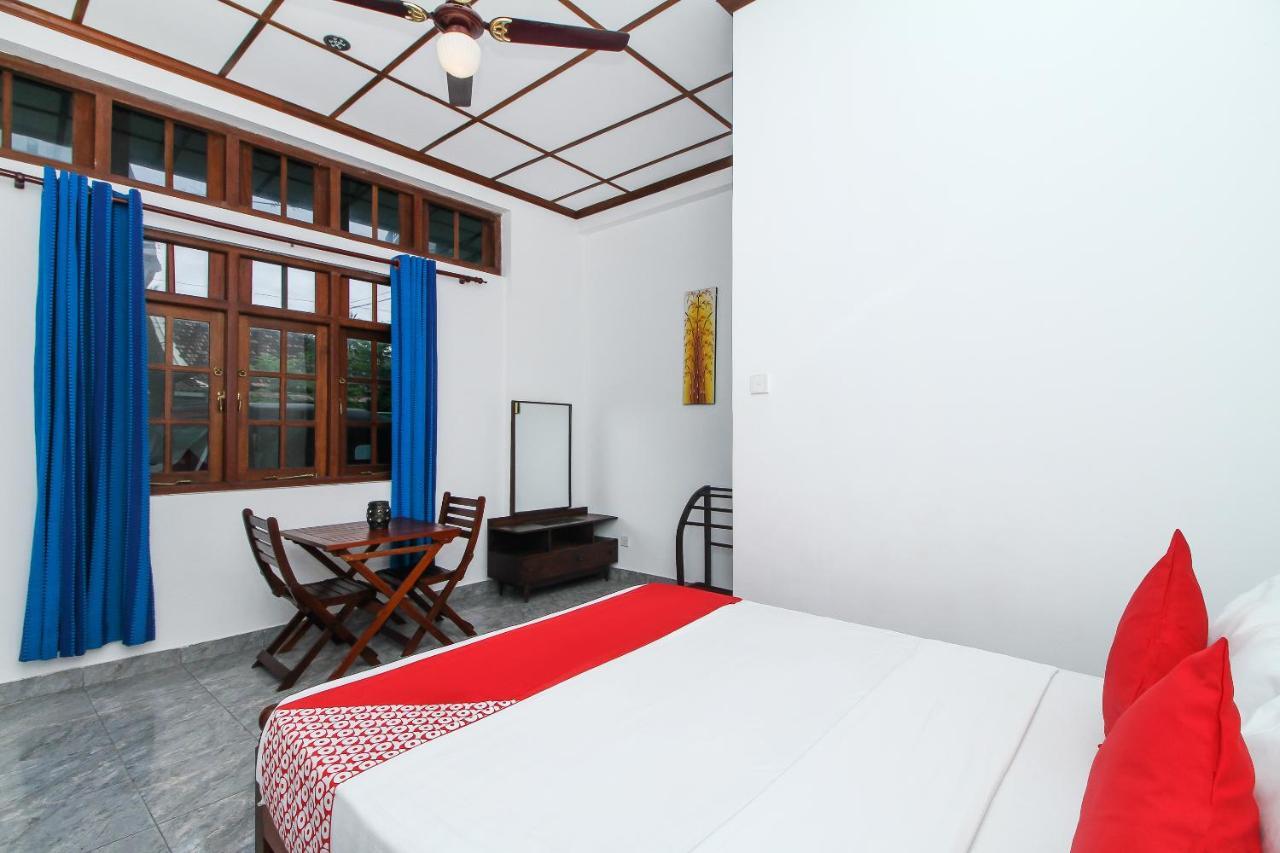 Leo'S Home Stay Dehiwala-Mount Lavinia Exterior foto